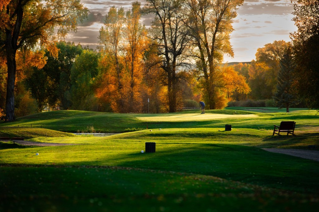 golf course fall